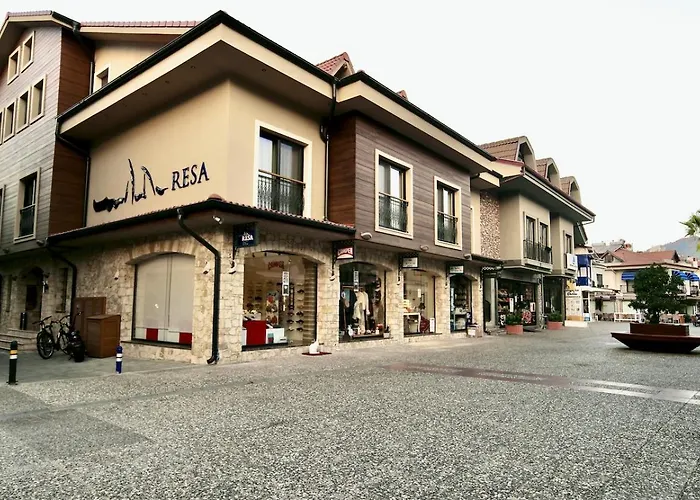 Resa Hotel Goecek