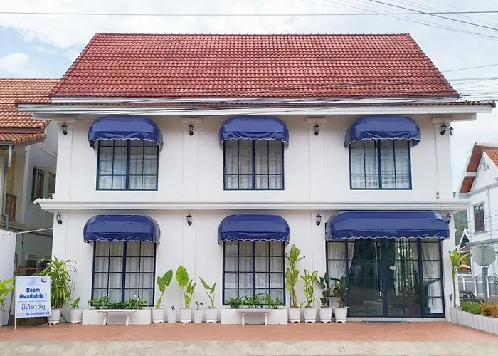 Midnight Blue Guesthouse