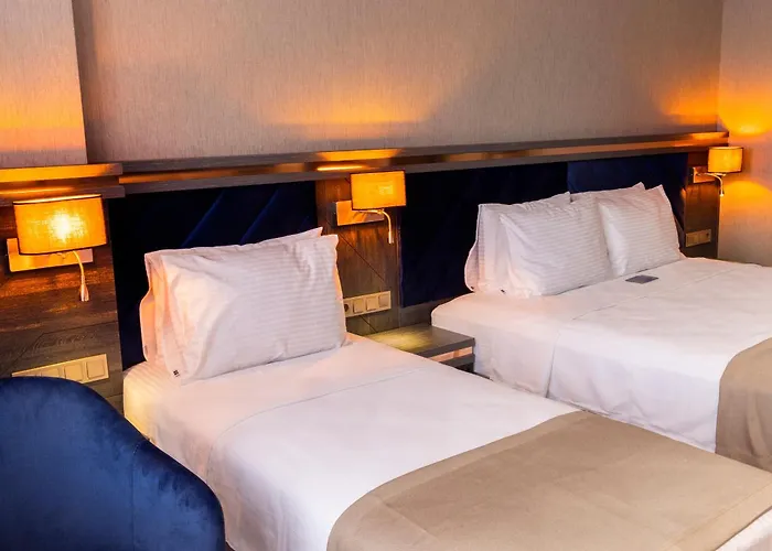 Westdoor Hotel