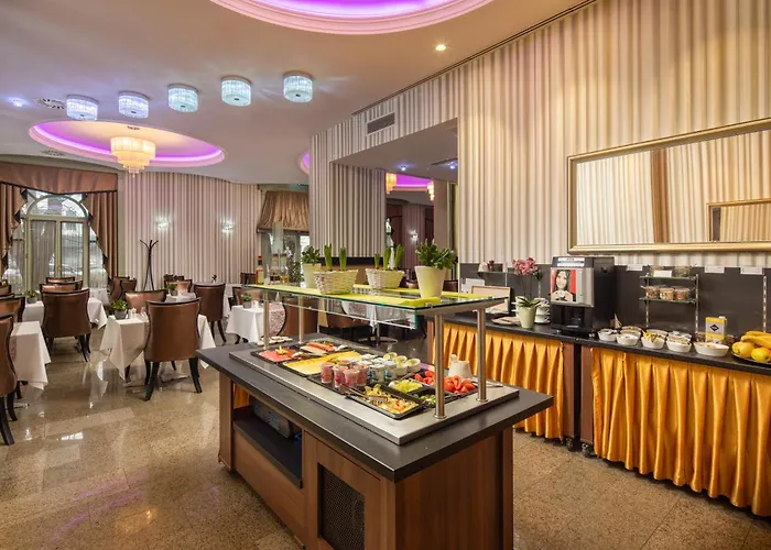 Grand Hotel Glorius Mako