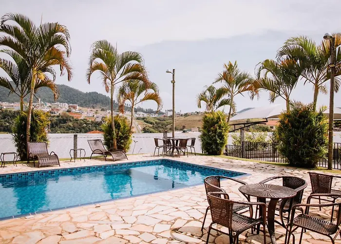 Hotel Novo Horizonte - Monte Sião - MG
