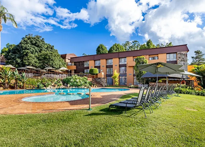 African Sky Hotels - Pine Lake Inn