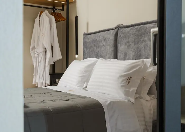Nikon Boutique Hotel