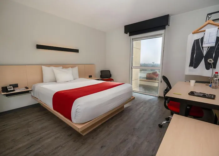 City Express By Marriott Santiago Aeropuerto
