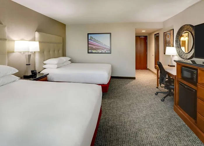 Drury Inn & Suites Phoenix Airport