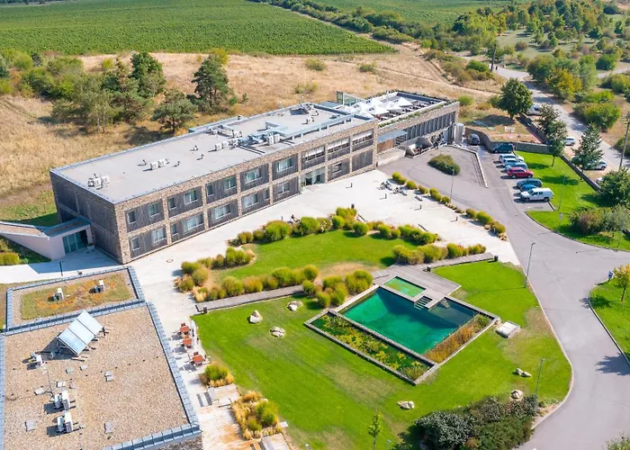 Hotel Vinice Hnanice