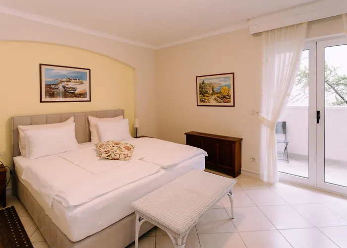 Hotel Abalone