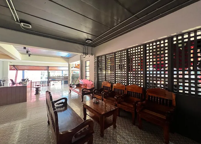 Phi Phi Inn