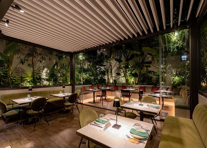 Ivis 4 Boutique Hotel