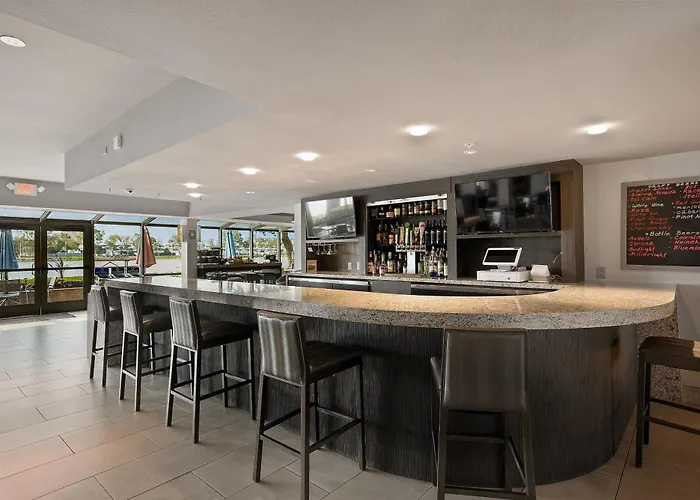 Executive Inn & Suites Oakland