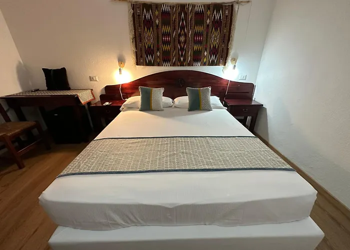Hotel S'Ortale, Possibilita Di Parcheggio Interno E Ristorante All'Aperto