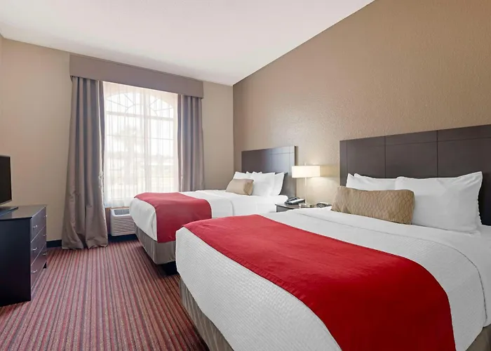 Best Western Plus Bradbury Inn And Suites