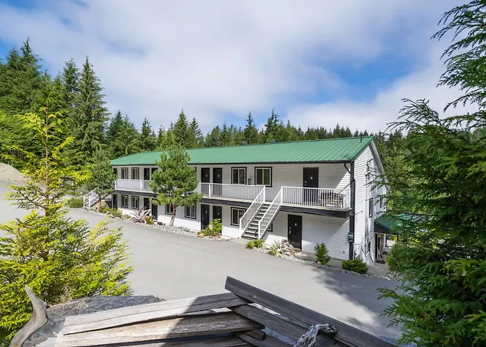 West Coast Trail Lodge