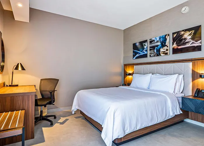 Hampton Inn By Hilton Nuevo Vallarta