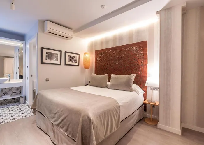 Serennia Fira Gran Via Exclusive Rooms