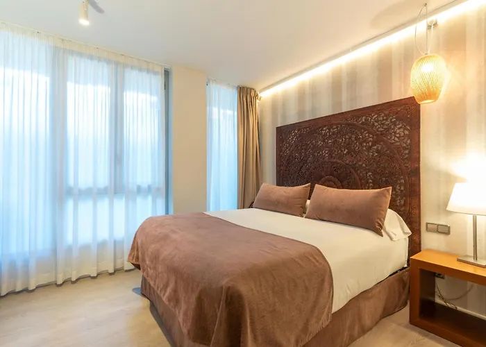Serennia Fira Gran Via Exclusive Rooms