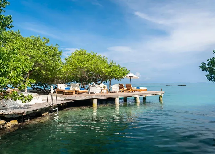 Hotel Coralina Island