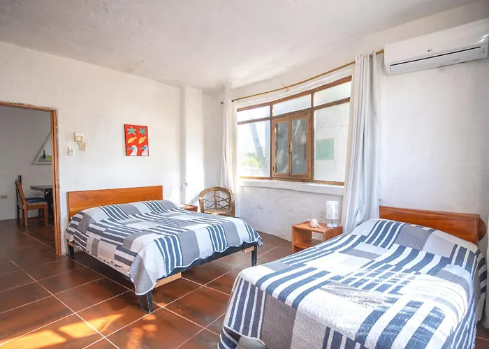 Hostal Galapagos By Bar De Beto