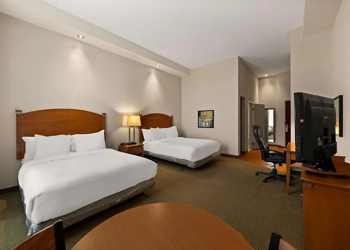 Best Western Plus Orangeville Inn & Suites