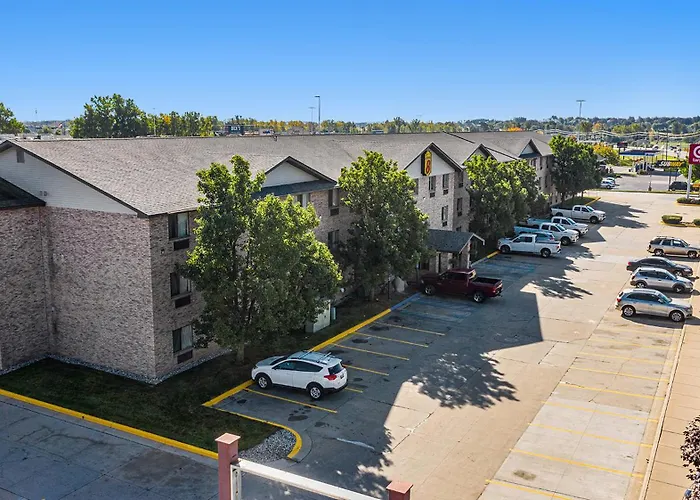 Super 8 By Wyndham Mt. Pleasant Hotel Mount Pleasant