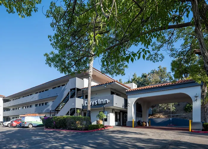 Days Inn By Wyndham Encinitas Moonlight Beach