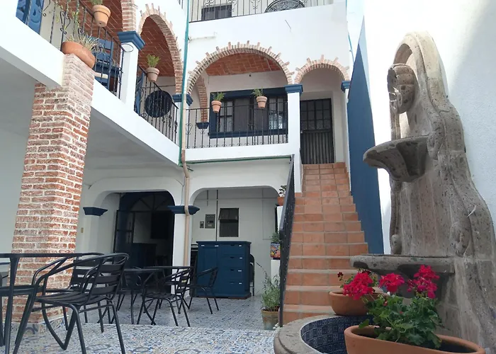 Hotel & Hostal Santuario