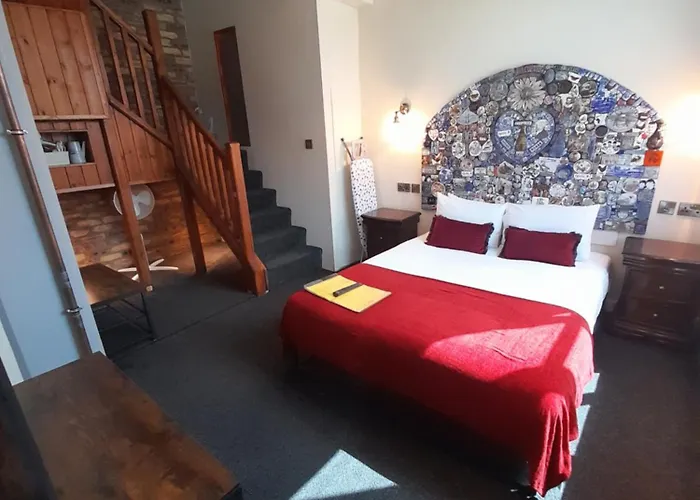 Potbank Hotel