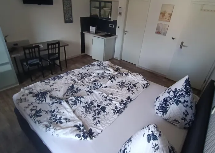 Hostel BoardingHouse Sinsheim zentral am Burgplatz