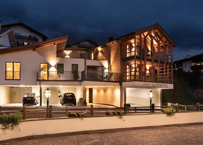Hotel Alpenroyal