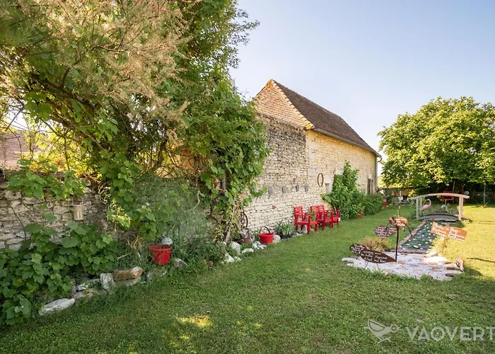 Le Pigeonnier Du Perron Hotel
