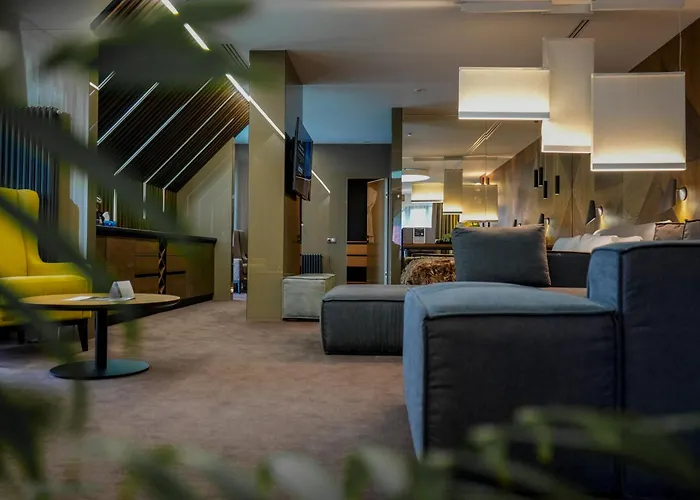Yaremche Club Hotel