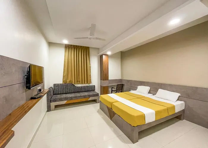 Stayguru Hari Om Residency