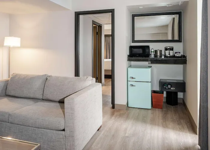 Wyndham Fort Smith City Center