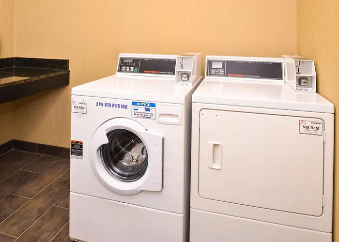 Comfort Inn & Suites Toledo North