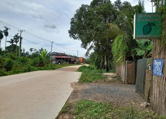 Green Mango Bungalows