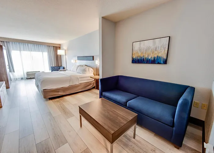 Holiday Inn Express Hotel & Suites Ohio State University- Osu Medical Center By Ihg