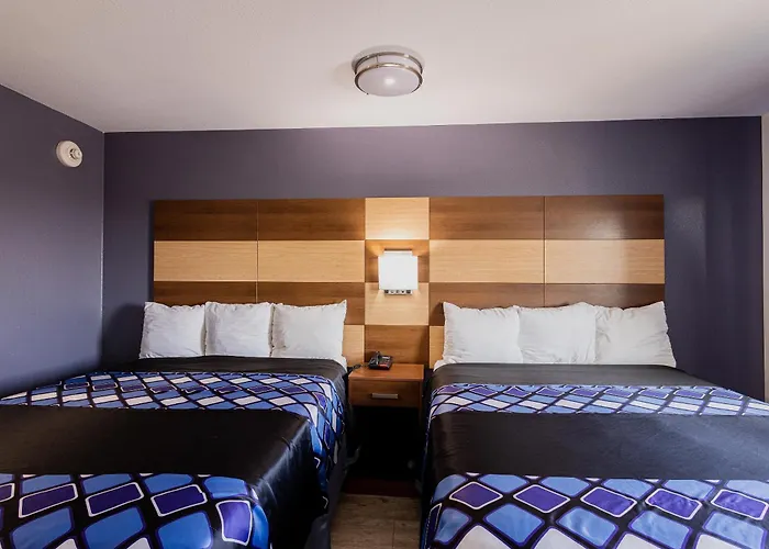 Coratel Inn And Suites By Jasper Saint Paul Minneapolis Inver Grove Heights