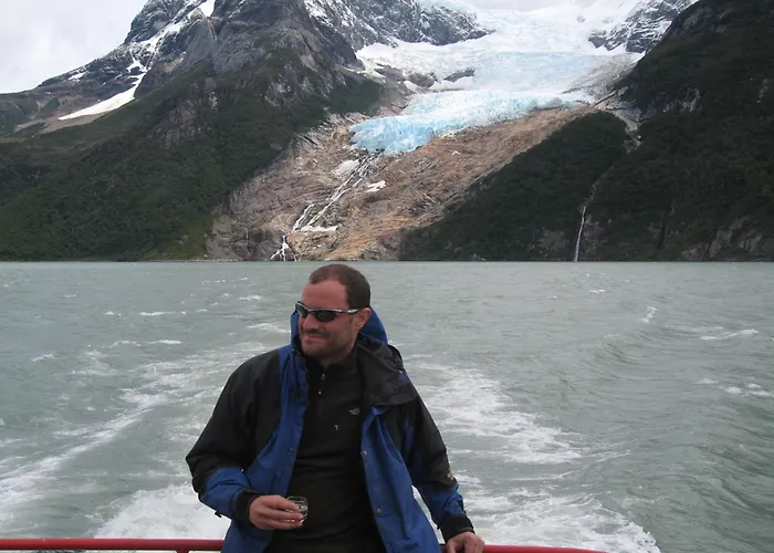 Monte Balmaceda Lodge & Glaciers