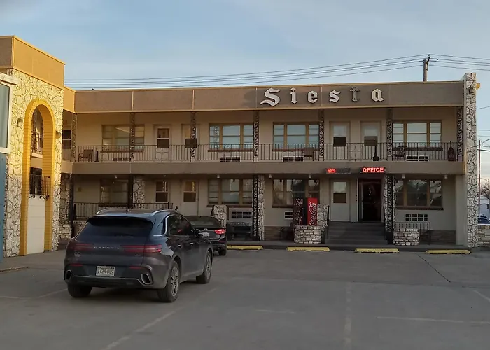 Siesta Motel
