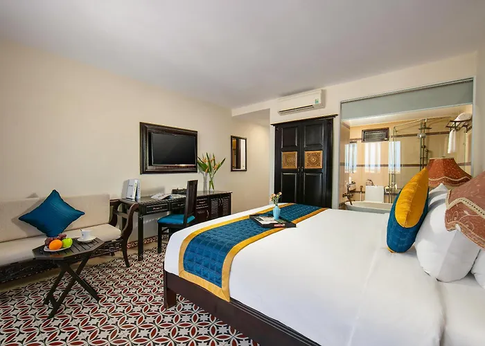 La Charm Hoi An Hotel - Peaceful Boutique In Old Town