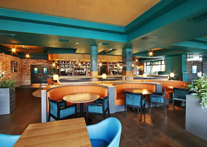 Waterford Marina Hotel