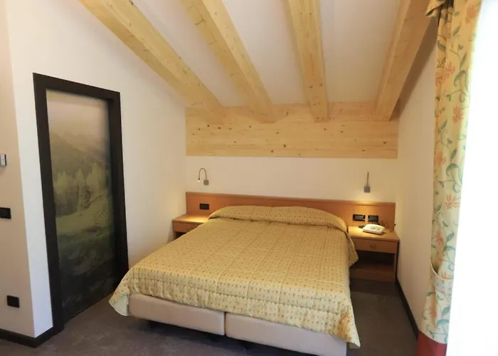 Hotel Chalet Alaska