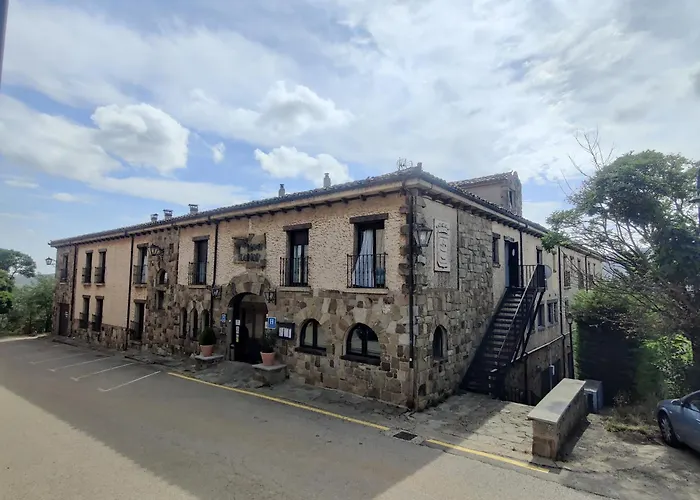 Hotel Leonor Mirón