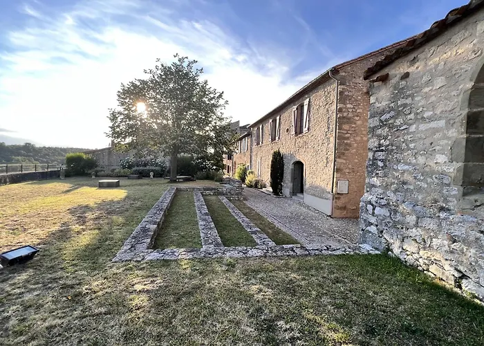 Logis Hôtel Restaurant La Bergerie