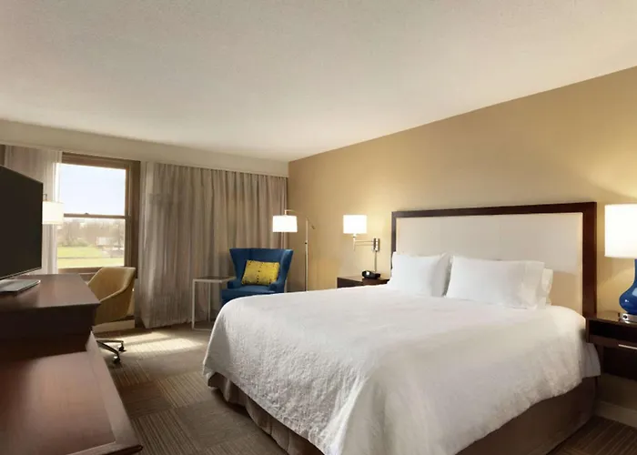 Hampton Inn And Suites Springdale