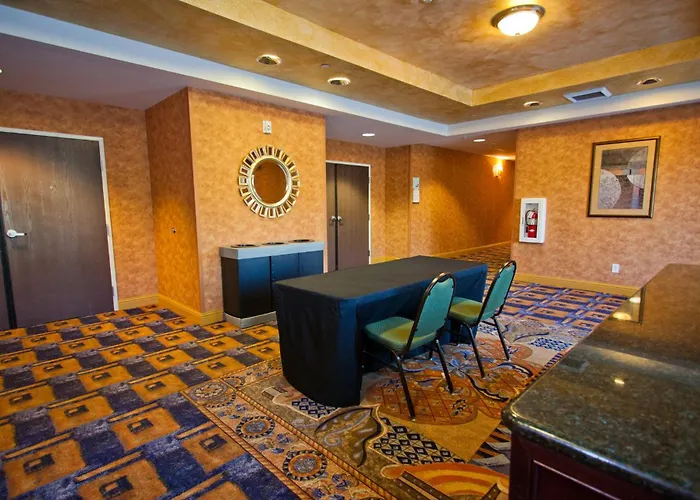 Holiday Inn Express & Suites Sacramento Ne Cal Expo By Ihg