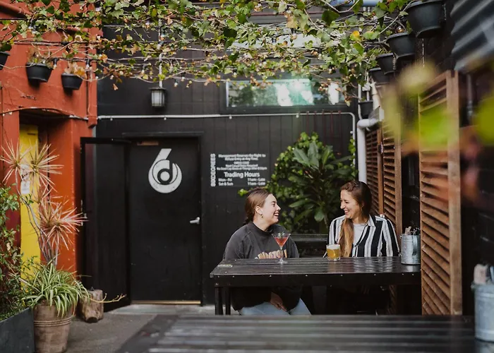 Six Degrees Boutique Hotel