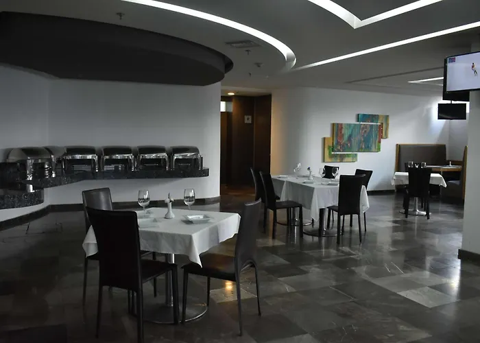 Ramada By Wyndham Mexico City Santa Fe
