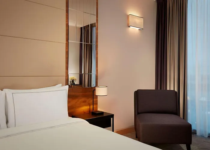 Park Plaza County Hall London