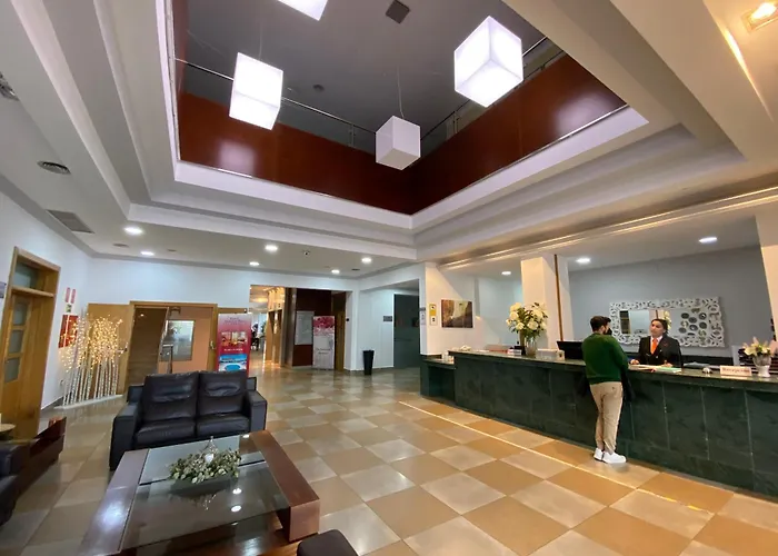 Hotel Montera Plaza